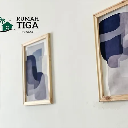 Rumah Tiga Tingkat Kuantan Exterior photo