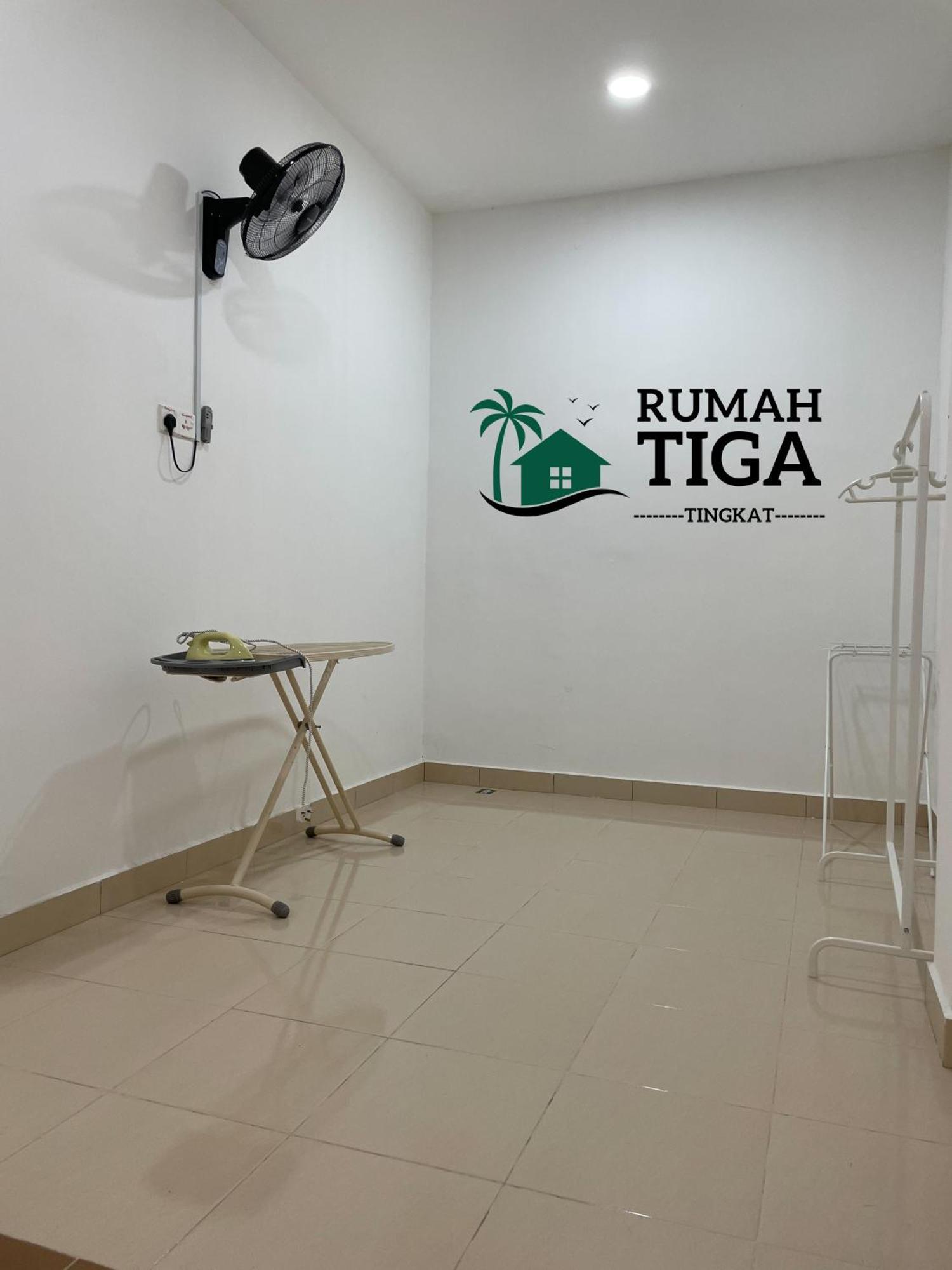 Holiday home Rumah Tiga Tingkat *