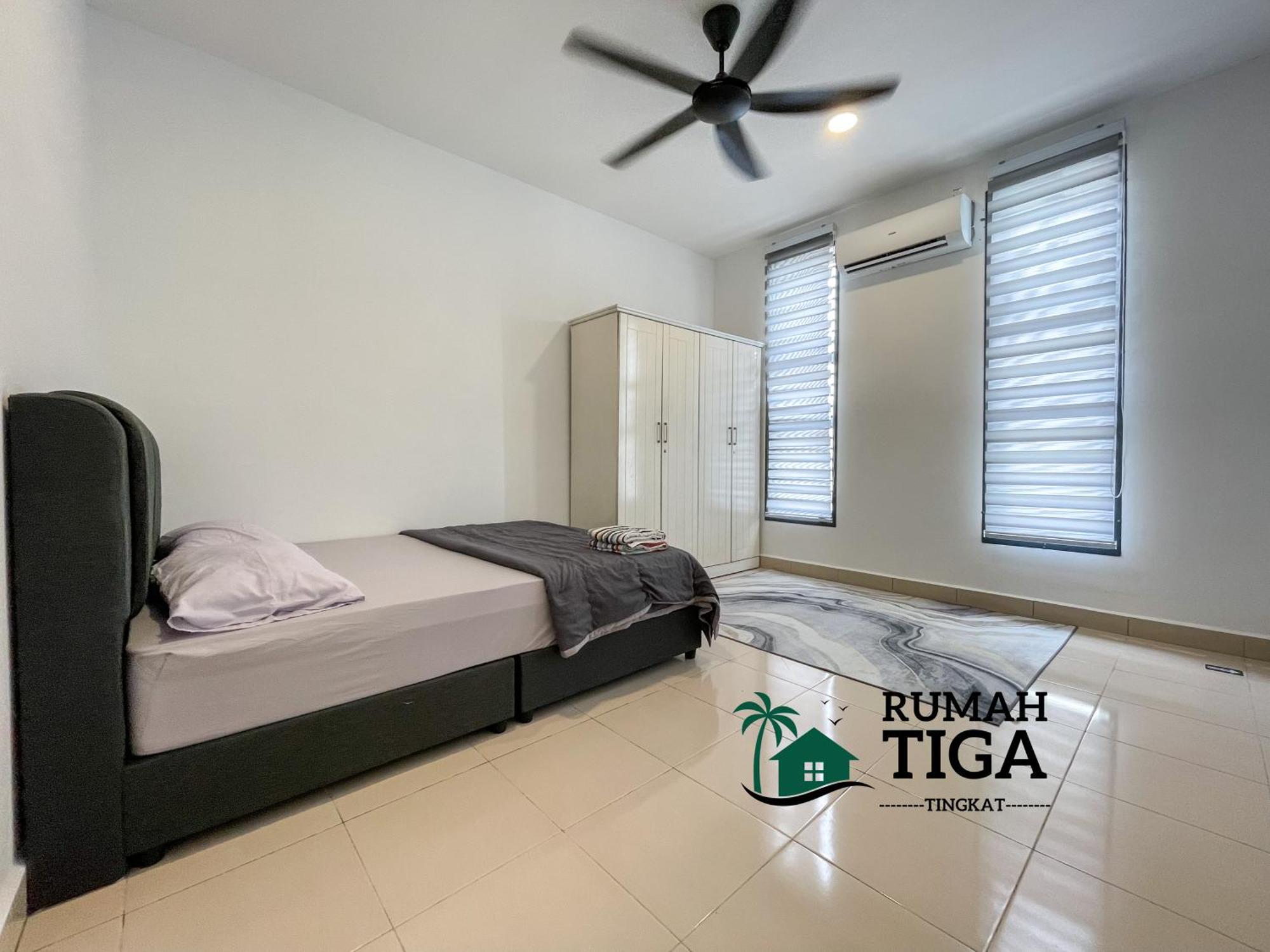Rumah Tiga Tingkat Holiday home *