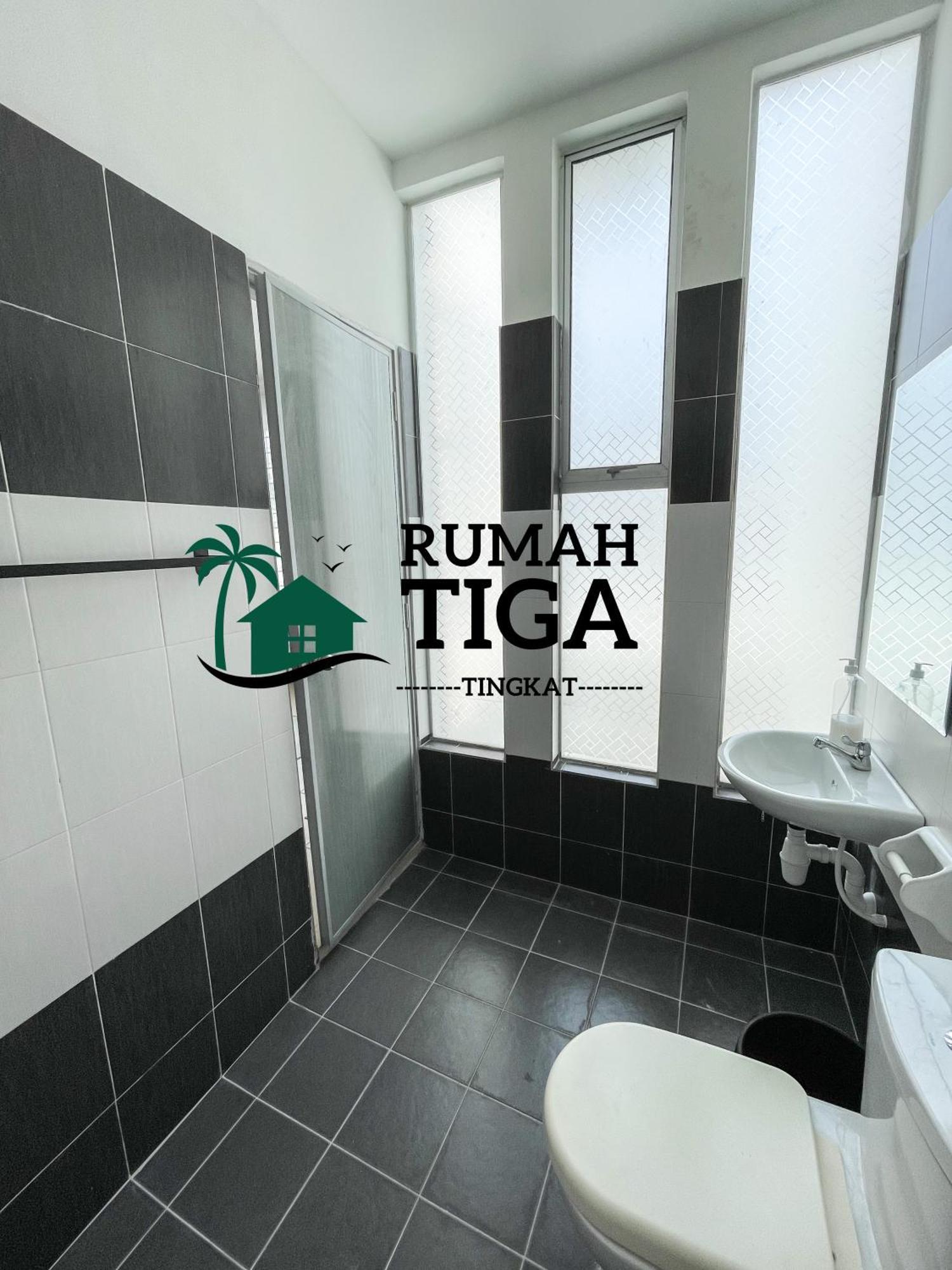 Holiday home Rumah Tiga Tingkat