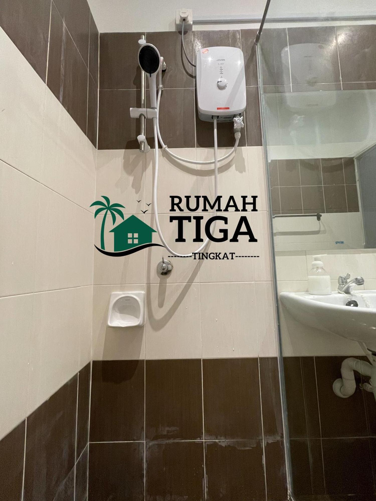 Rumah Tiga Tingkat Kuantan