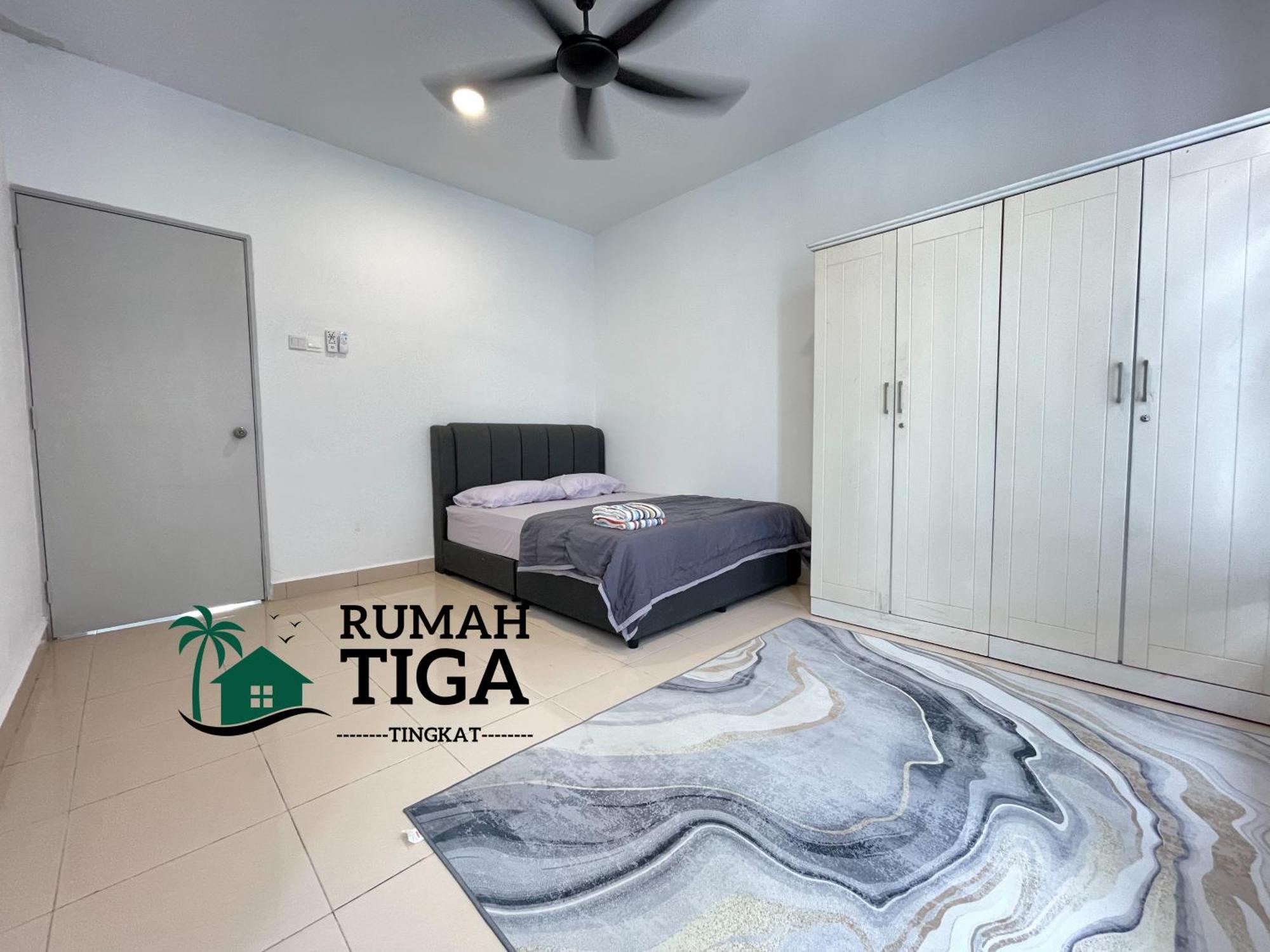 Rumah Tiga Tingkat Holiday home *