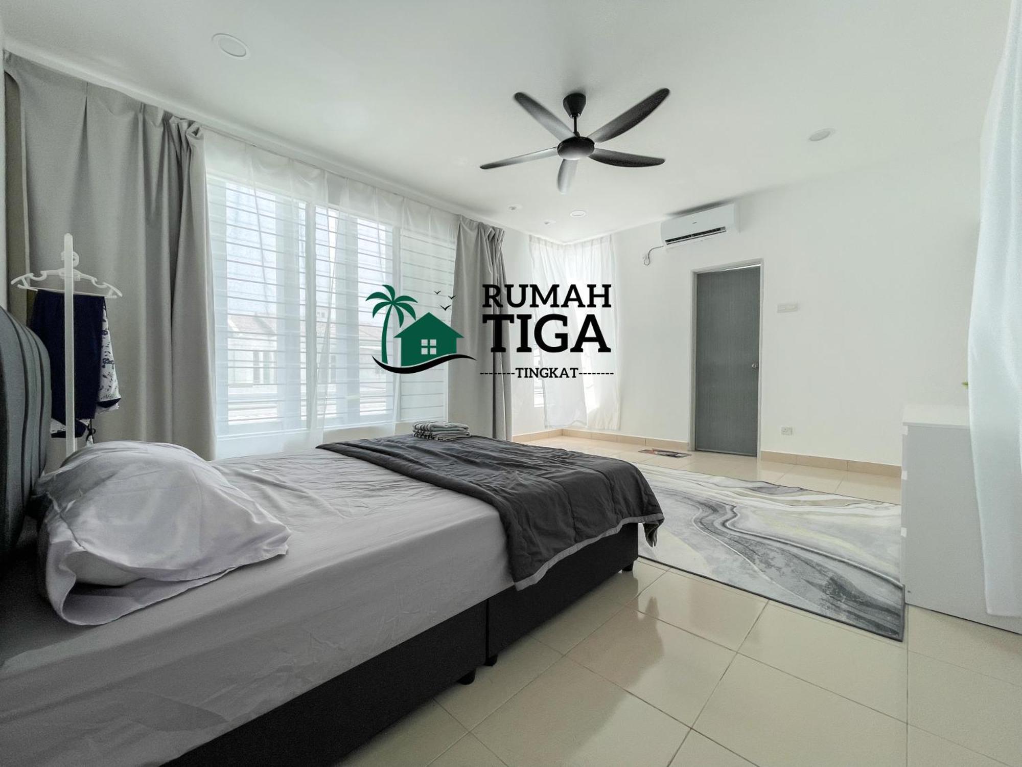 Rumah Tiga Tingkat Kuantan