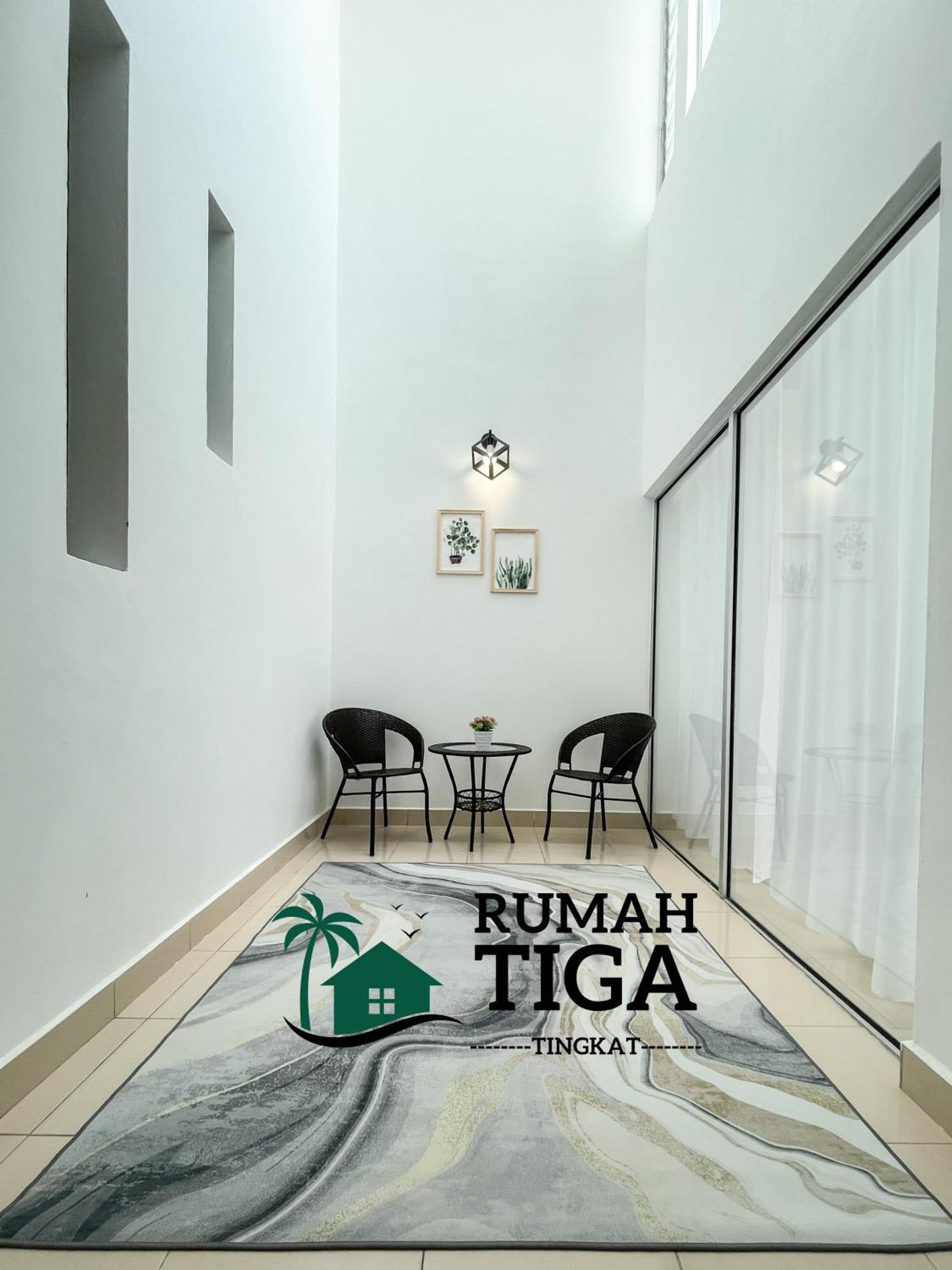 Rumah Tiga Tingkat * Kuantan